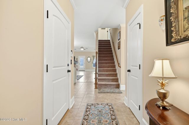 2012 Croyden Circle B, Greenville, NC 27834