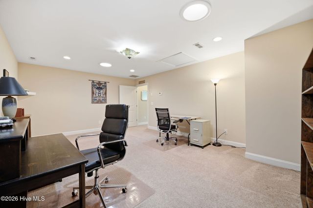 2012 Croyden Circle B, Greenville, NC 27834