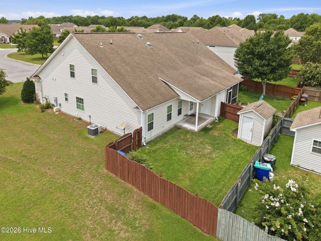 2012 Croyden Circle B, Greenville, NC 27834