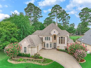 83 W Shore Lane, Montgomery, TX 77356