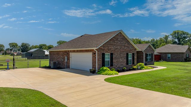 26800 S 621 Place, Grove, OK 74344