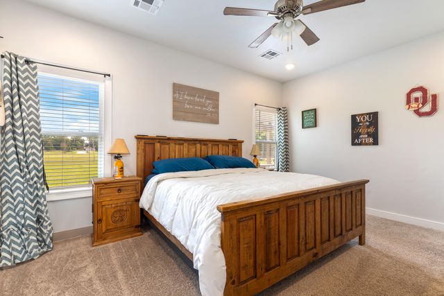 26800 S 621 Place, Grove, OK 74344