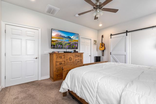 26800 S 621 Place, Grove, OK 74344