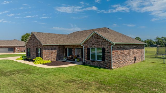 26800 S 621 Place, Grove, OK 74344