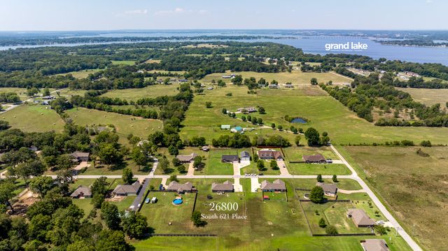 26800 S 621 Place, Grove, OK 74344