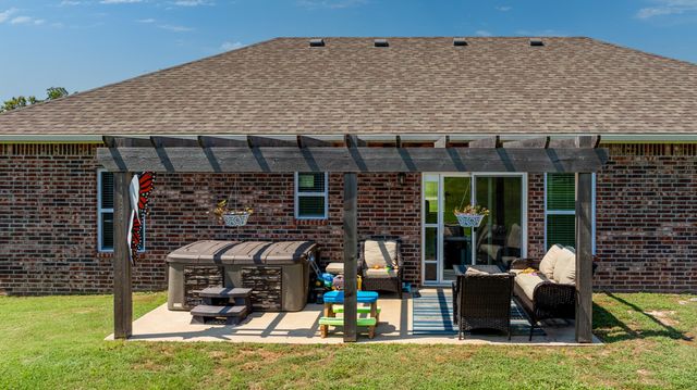 26800 S 621 Place, Grove, OK 74344