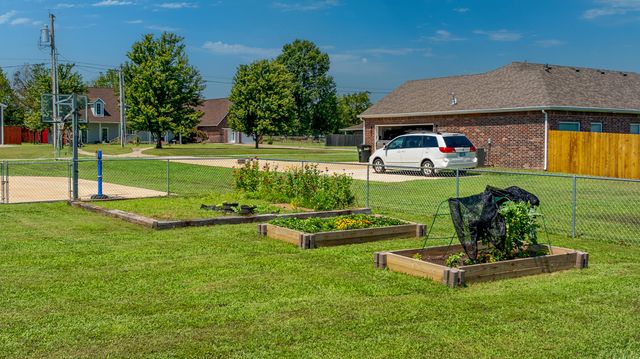 26800 S 621 Place, Grove, OK 74344