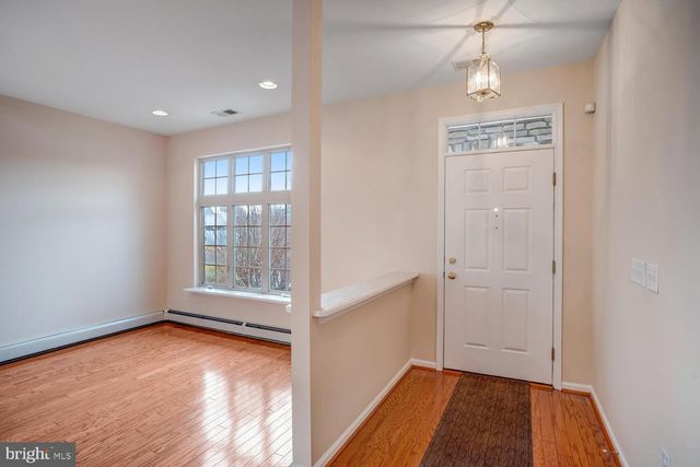 22 PIERHEAD DR, Barnegat, NJ 08005