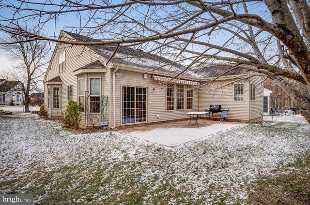 22 PIERHEAD DR, Barnegat, NJ 08005