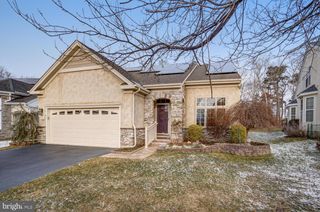 22 PIERHEAD DR, Barnegat, NJ 08005