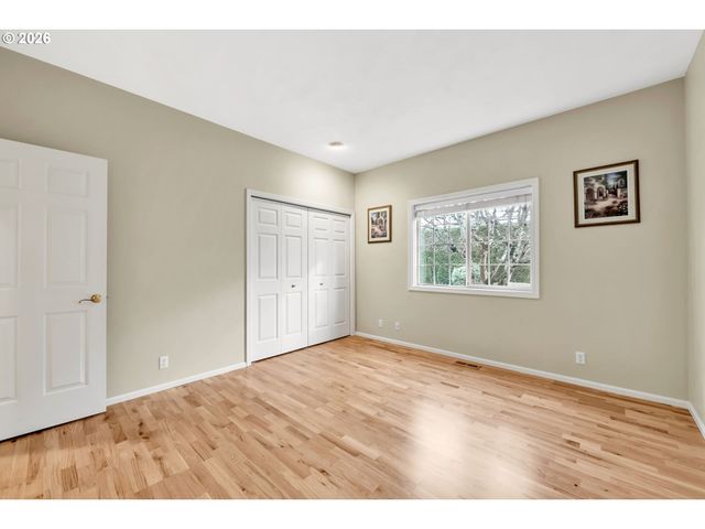 2545 WALNUT RIDGE Dr, Springfield, OR 97477