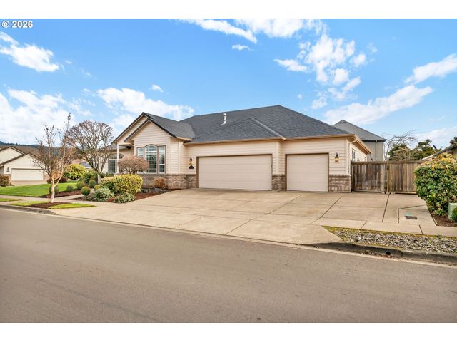 2545 WALNUT RIDGE Dr, Springfield, OR 97477