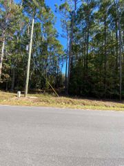 2115 Chavis Rd., Conway, SC 29526