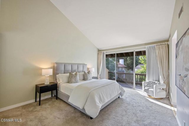 21900 Marylee Street 261, Woodland Hills, CA 91367