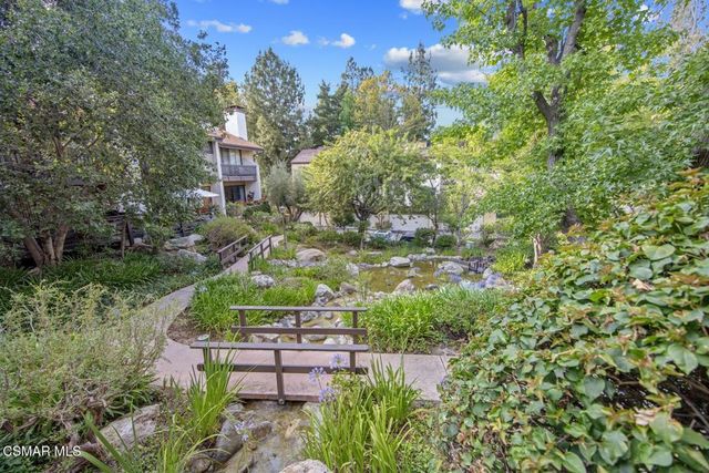 21900 Marylee Street 261, Woodland Hills, CA 91367