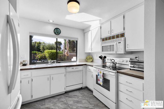 1429 N Cerritos Drive, Palm Springs, CA 92262