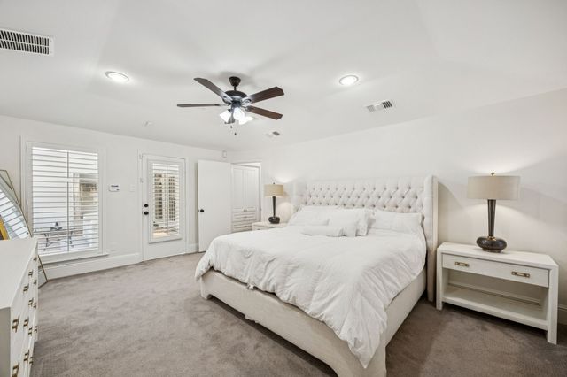 7010 Mckamy Boulevard, Dallas, TX 75248