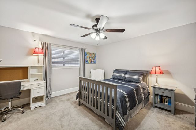 7010 Mckamy Boulevard, Dallas, TX 75248