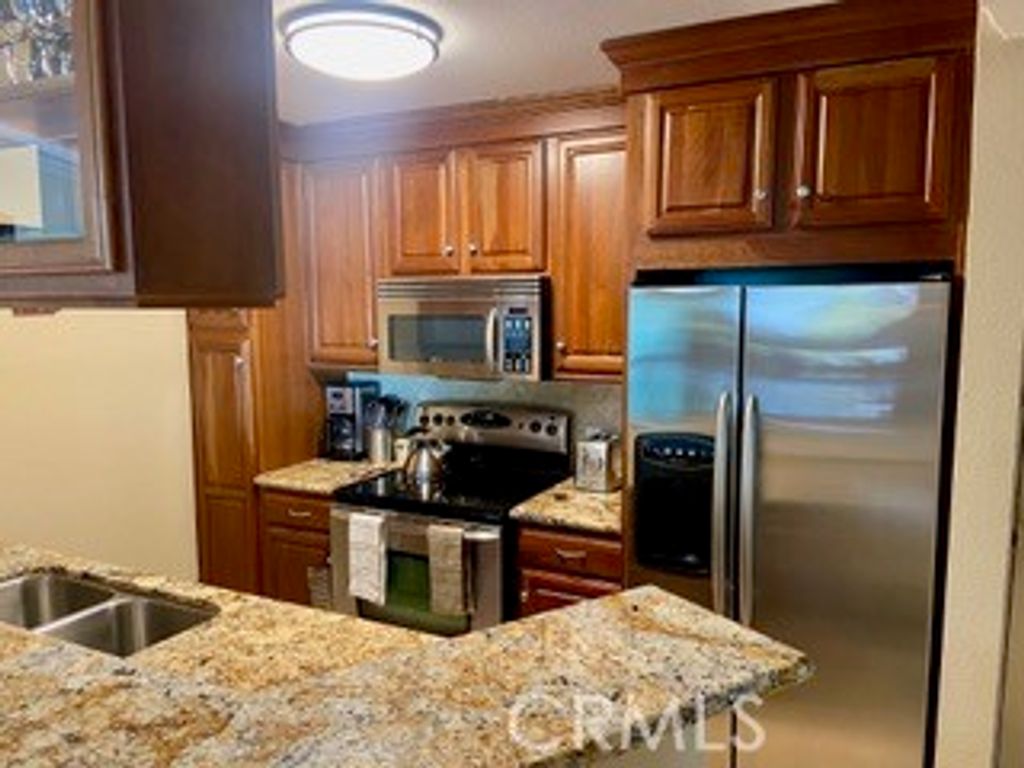 640 The Village 312, Redondo Beach, CA 90277 — photo 4
