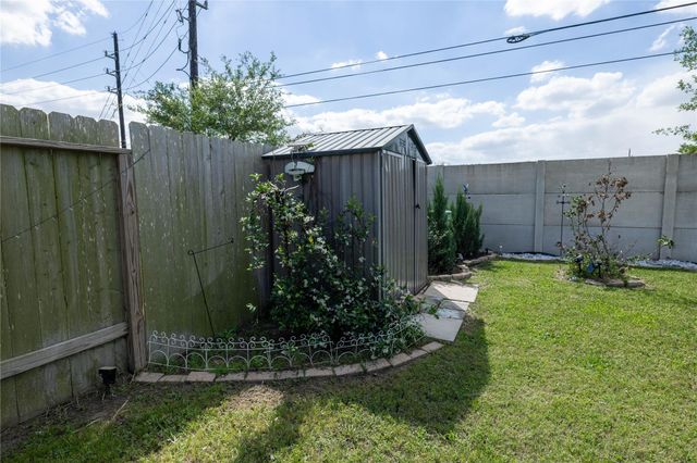 5715 Prairie Chapel Road, Katy, TX 77493