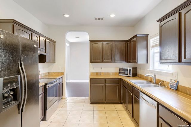 715 Eagles Gln, Schertz, TX 78108