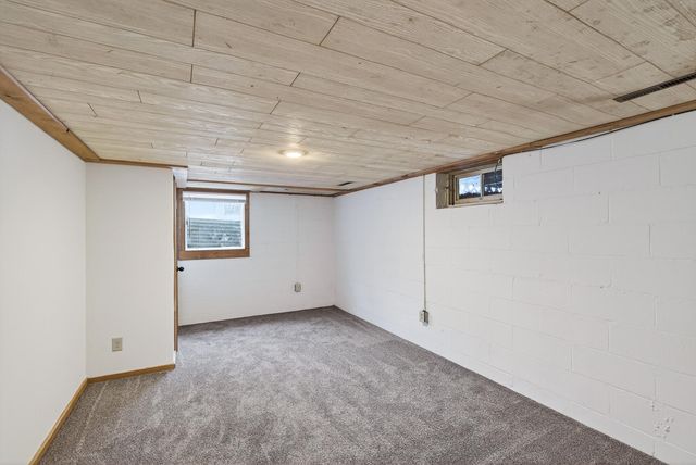 6706 Toledo Avenue N, Brooklyn Center, MN 55429