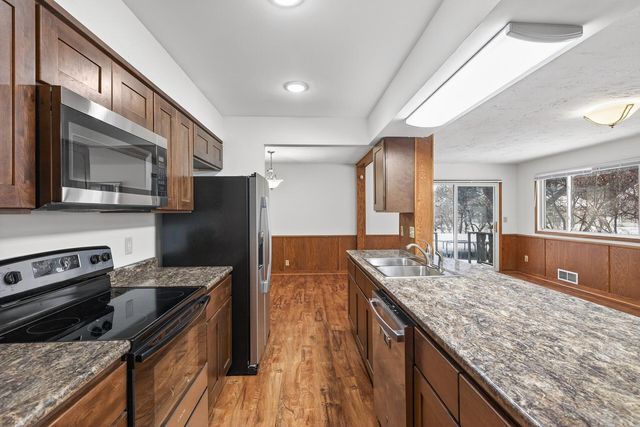 6706 Toledo Avenue N, Brooklyn Center, MN 55429