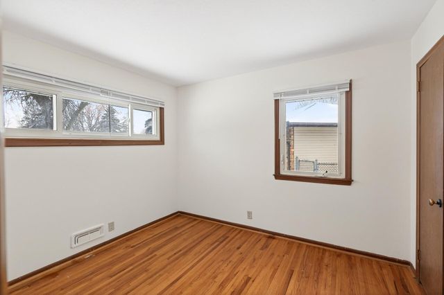 6706 Toledo Avenue N, Brooklyn Center, MN 55429