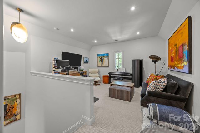 1550 High Street, Charlotte, NC 28211