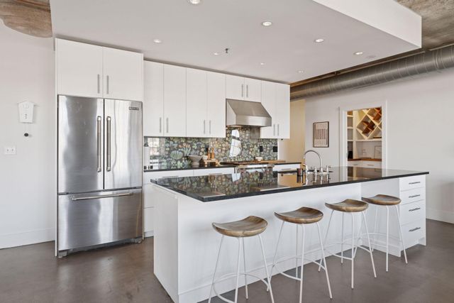 525 N 3rd Street 306, Minneapolis, MN 55401