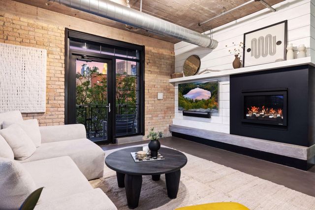 525 N 3rd Street 306, Minneapolis, MN 55401