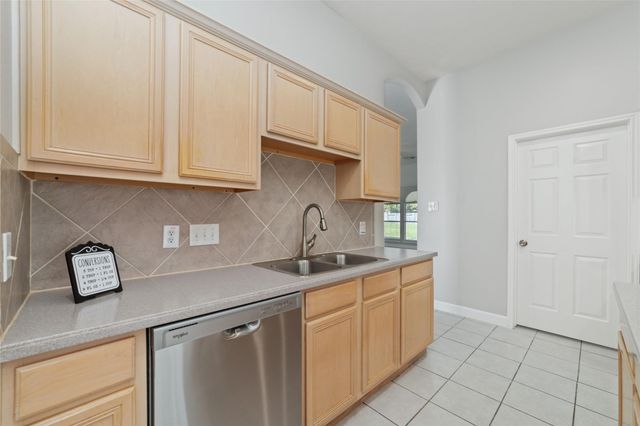 8503 Ivanhoe Springs Drive, Houston, TX 77083