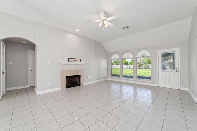 8503 Ivanhoe Springs Drive, Houston, TX 77083