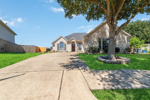 8503 Ivanhoe Springs Drive, Houston, TX 77083