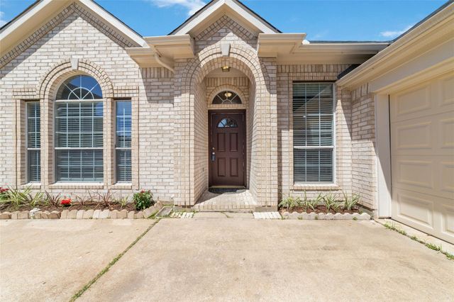 8503 Ivanhoe Springs Drive, Houston, TX 77083