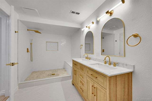 8055 S Zephyr Way, Littleton, CO 80128