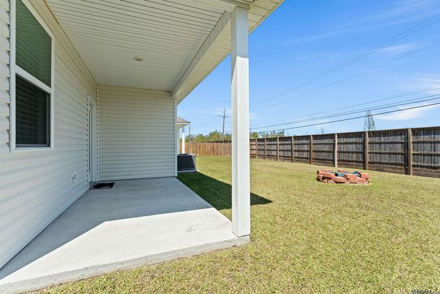 8021 Derick Ave, Baton Rouge, LA 70820