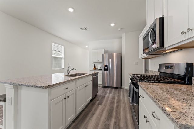 8021 Derick Ave, Baton Rouge, LA 70820