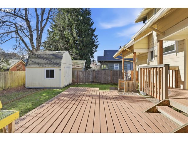 3424 Ne HANCOCK St, Portland, OR 97212