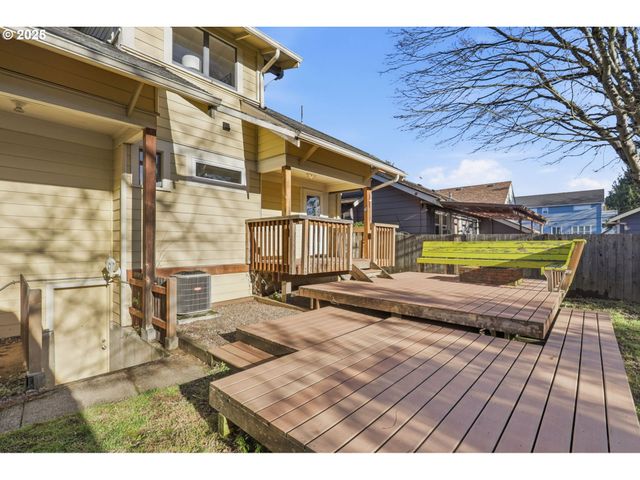 3424 Ne HANCOCK St, Portland, OR 97212