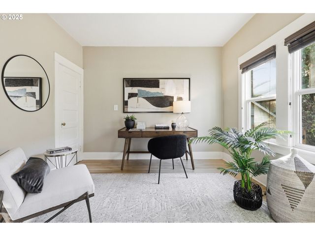 3424 Ne HANCOCK St, Portland, OR 97212