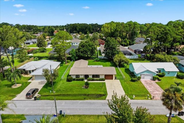 10 FENWICK LANE, Palm Coast, FL 32137