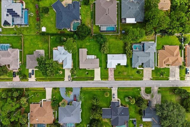 10 FENWICK LANE, Palm Coast, FL 32137