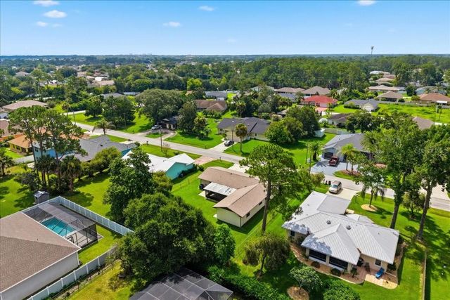10 FENWICK LANE, Palm Coast, FL 32137