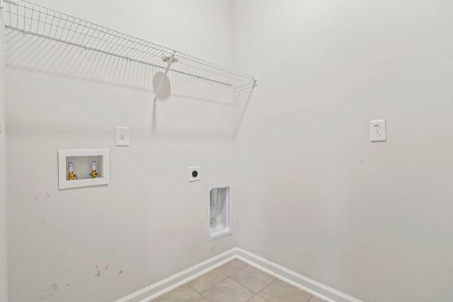 2048 Ridgedale Dr., Conway, SC 29526