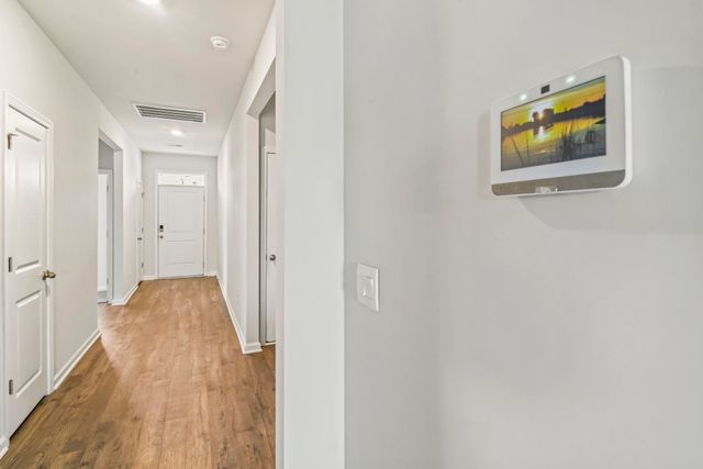 2048 Ridgedale Dr., Conway, SC 29526