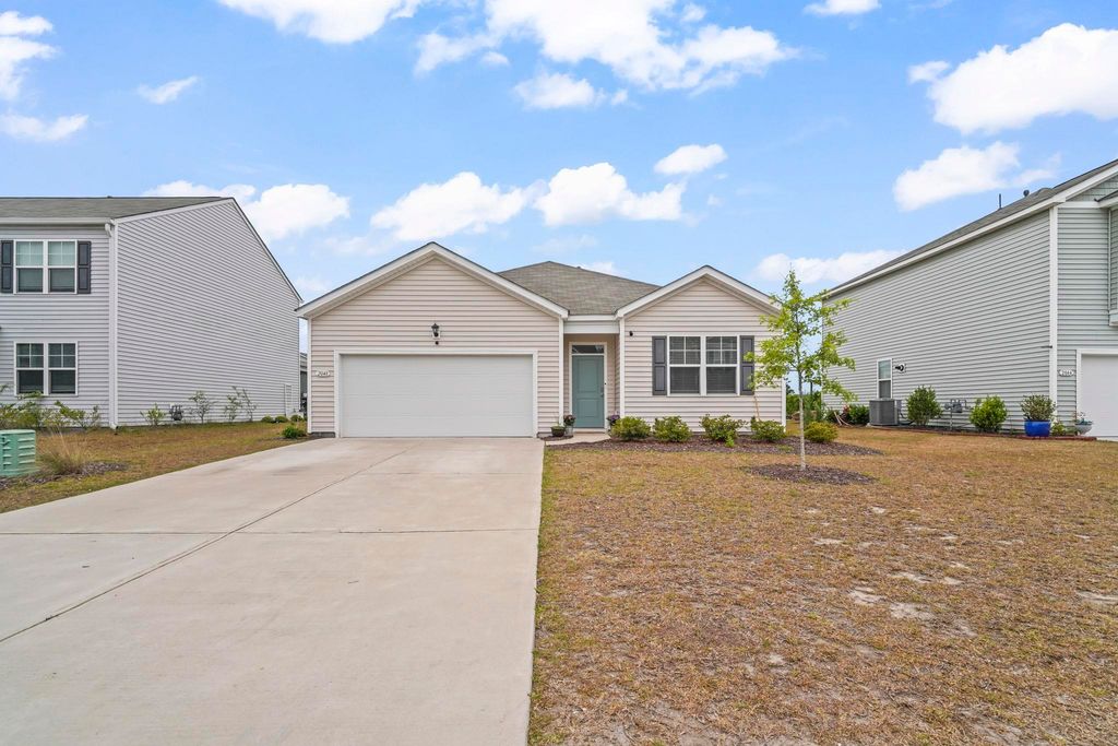 2048 Ridgedale Dr., Conway, SC 29526