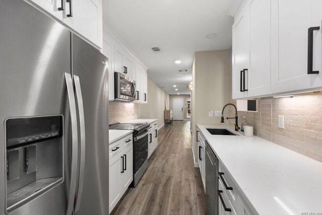 2718 Old Field, San Antonio, TX 78247