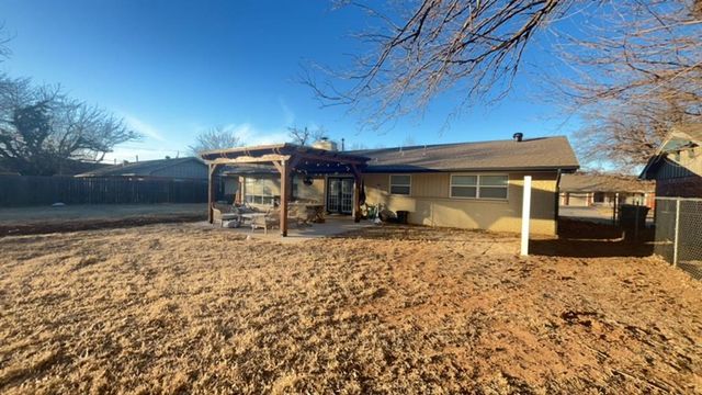 2820 Northampton Place, Oklahoma City, OK 73120