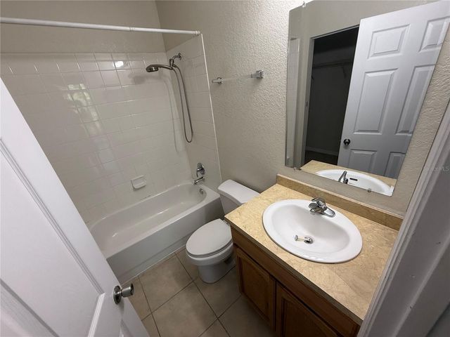 1995 ERVING CIRCLE 307, Ocoee, FL 34761